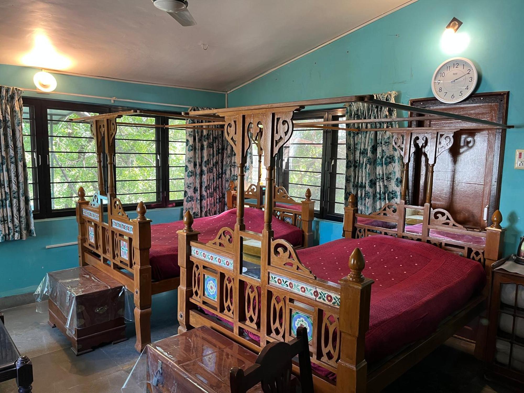 Sharad Baug Homestay 부지 외부 사진