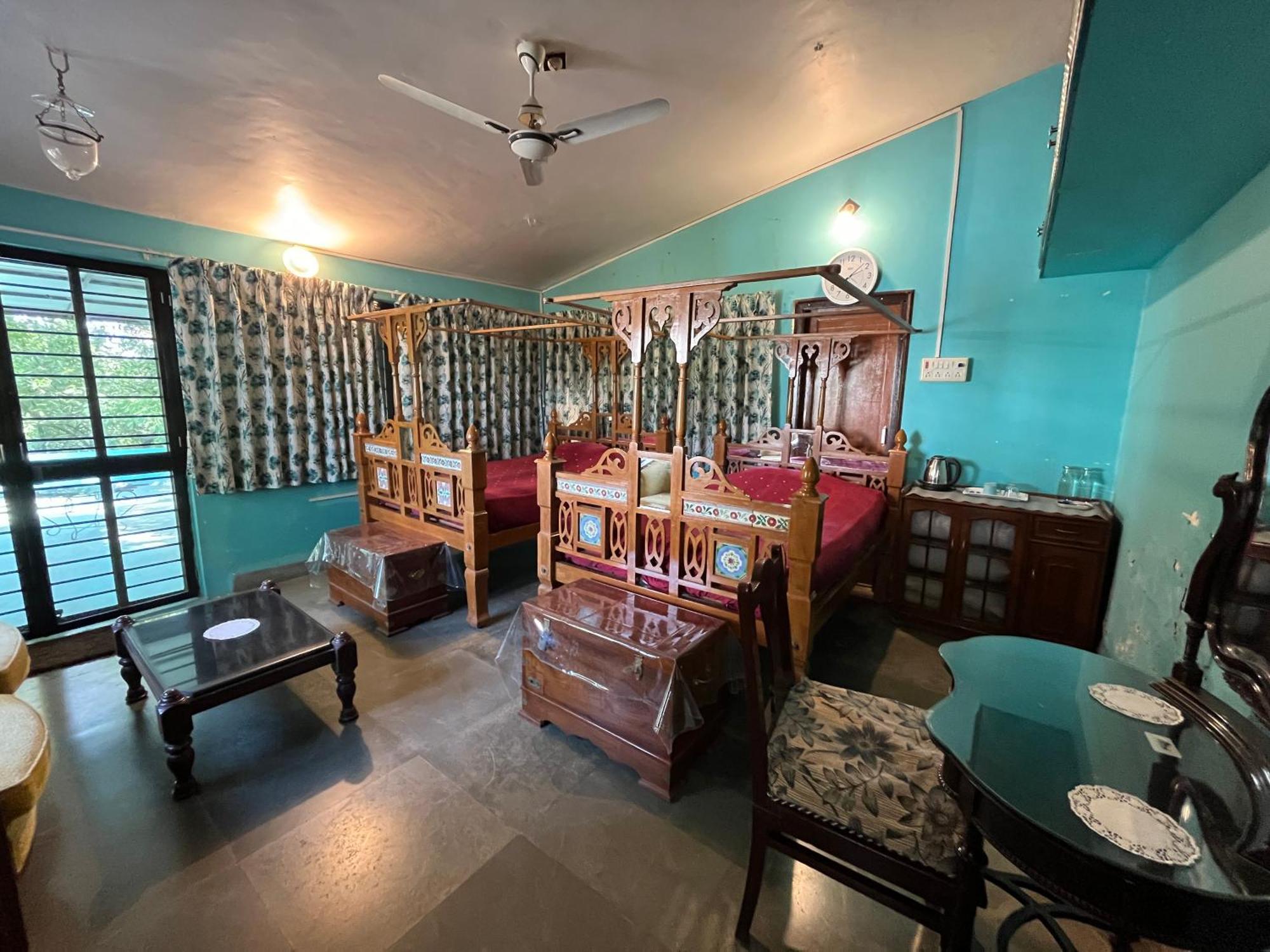 Sharad Baug Homestay 부지 외부 사진