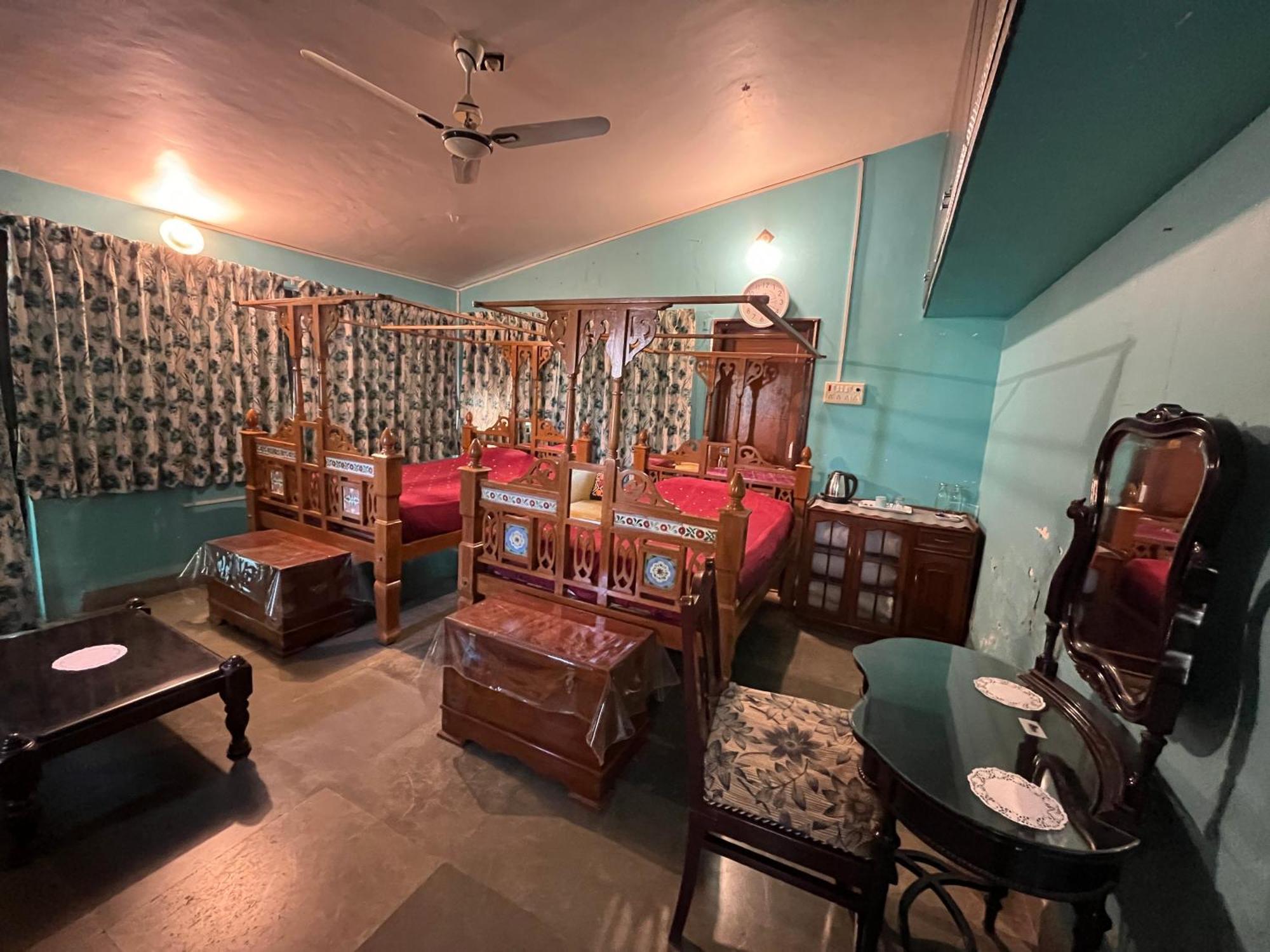 Sharad Baug Homestay 부지 외부 사진